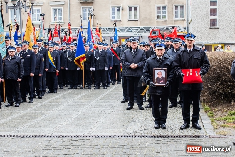 Zdjęcie w galerii na portalu naszraciborz.pl: Do zobaczenia u naszego Pana. Ostatnie pożegnanie śp. ppłk. Zdzisława Drozda wiadomości z regionu