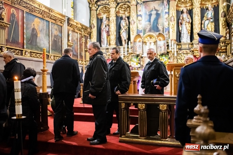 Zdjęcie w galerii na portalu naszraciborz.pl: Do zobaczenia u naszego Pana. Ostatnie pożegnanie śp. ppłk. Zdzisława Drozda wiadomości z regionu