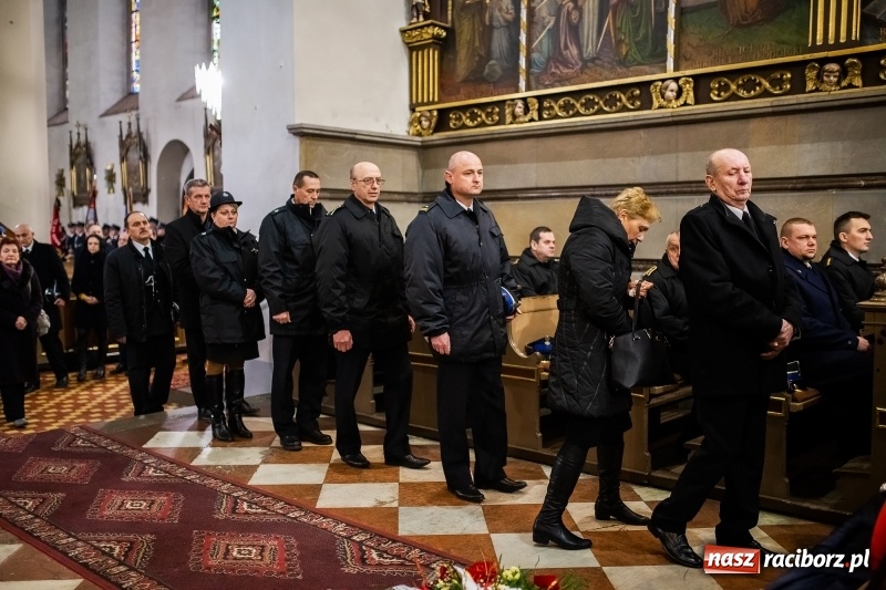 Zdjęcie w galerii na portalu naszraciborz.pl: Do zobaczenia u naszego Pana. Ostatnie pożegnanie śp. ppłk. Zdzisława Drozda wiadomości z regionu
