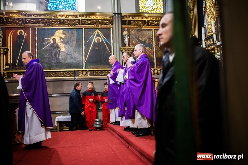 Zdjęcie w galerii na portalu naszraciborz.pl: Do zobaczenia u naszego Pana. Ostatnie pożegnanie śp. ppłk. Zdzisława Drozda wiadomości z regionu