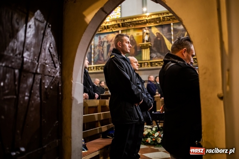 Zdjęcie w galerii na portalu naszraciborz.pl: Do zobaczenia u naszego Pana. Ostatnie pożegnanie śp. ppłk. Zdzisława Drozda wiadomości z regionu