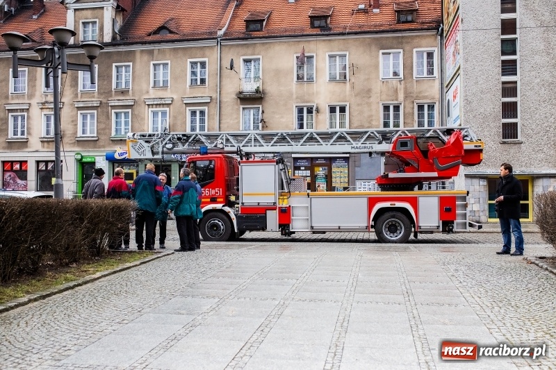 Zdjęcie w galerii na portalu naszraciborz.pl: Do zobaczenia u naszego Pana. Ostatnie pożegnanie śp. ppłk. Zdzisława Drozda wiadomości z regionu