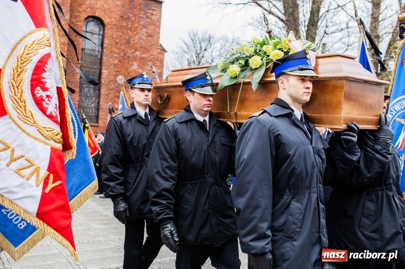 Zdjęcie w galerii na portalu naszraciborz.pl: Do zobaczenia u naszego Pana. Ostatnie pożegnanie śp. ppłk. Zdzisława Drozda wiadomości z regionu