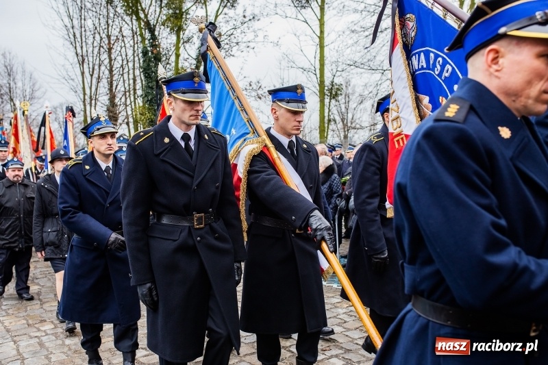 Zdjęcie w galerii na portalu naszraciborz.pl: Do zobaczenia u naszego Pana. Ostatnie pożegnanie śp. ppłk. Zdzisława Drozda wiadomości z regionu