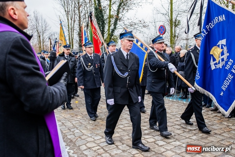 Zdjęcie w galerii na portalu naszraciborz.pl: Do zobaczenia u naszego Pana. Ostatnie pożegnanie śp. ppłk. Zdzisława Drozda wiadomości z regionu
