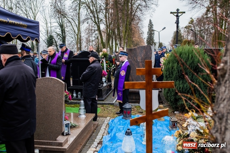 Zdjęcie w galerii na portalu naszraciborz.pl: Do zobaczenia u naszego Pana. Ostatnie pożegnanie śp. ppłk. Zdzisława Drozda wiadomości z regionu