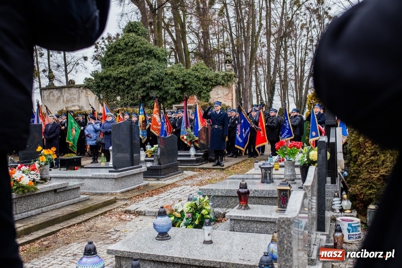 Zdjęcie w galerii na portalu naszraciborz.pl: Do zobaczenia u naszego Pana. Ostatnie pożegnanie śp. ppłk. Zdzisława Drozda wiadomości z regionu