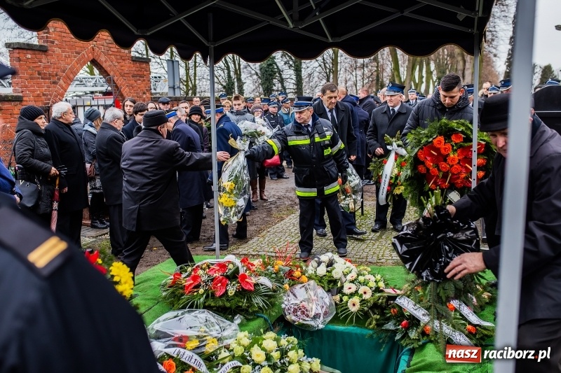 Zdjęcie w galerii na portalu naszraciborz.pl: Do zobaczenia u naszego Pana. Ostatnie pożegnanie śp. ppłk. Zdzisława Drozda wiadomości z regionu