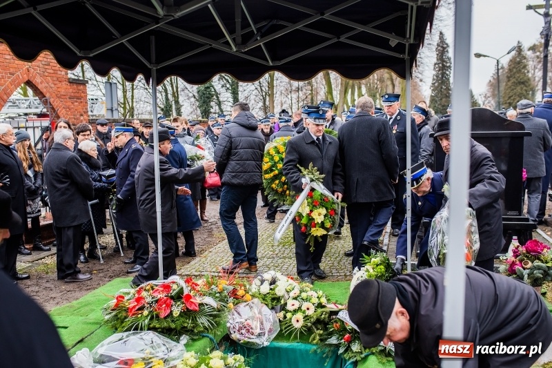 Zdjęcie w galerii na portalu naszraciborz.pl: Do zobaczenia u naszego Pana. Ostatnie pożegnanie śp. ppłk. Zdzisława Drozda wiadomości z regionu