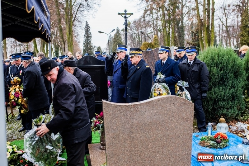 Zdjęcie w galerii na portalu naszraciborz.pl: Do zobaczenia u naszego Pana. Ostatnie pożegnanie śp. ppłk. Zdzisława Drozda wiadomości z regionu