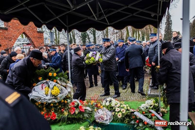 Zdjęcie w galerii na portalu naszraciborz.pl: Do zobaczenia u naszego Pana. Ostatnie pożegnanie śp. ppłk. Zdzisława Drozda wiadomości z regionu