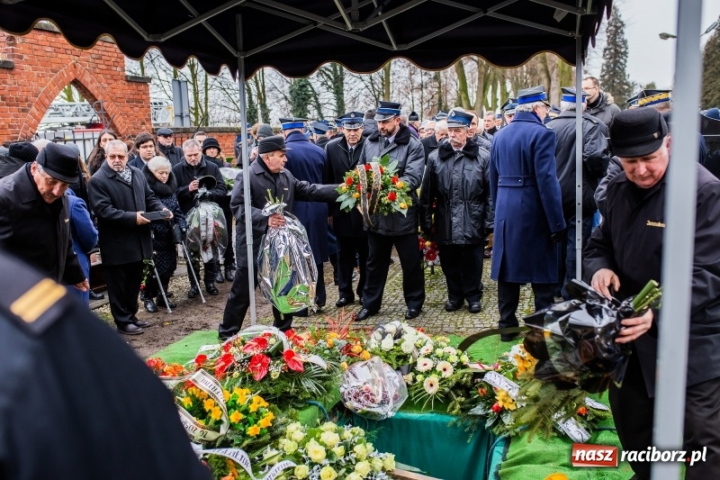 Zdjęcie w galerii na portalu naszraciborz.pl: Do zobaczenia u naszego Pana. Ostatnie pożegnanie śp. ppłk. Zdzisława Drozda wiadomości z regionu