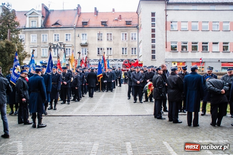 Zdjęcie w galerii na portalu naszraciborz.pl: Do zobaczenia u naszego Pana. Ostatnie pożegnanie śp. ppłk. Zdzisława Drozda wiadomości z regionu