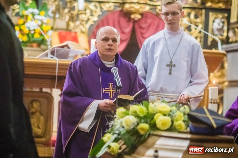 Zdjęcie w galerii na portalu naszraciborz.pl: Do zobaczenia u naszego Pana. Ostatnie pożegnanie śp. ppłk. Zdzisława Drozda wiadomości z regionu