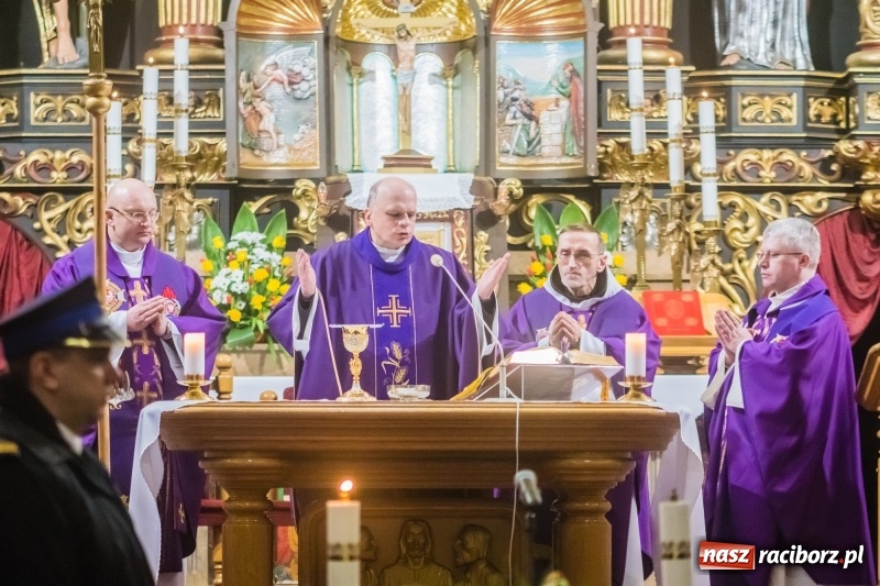 Zdjęcie w galerii na portalu naszraciborz.pl: Do zobaczenia u naszego Pana. Ostatnie pożegnanie śp. ppłk. Zdzisława Drozda wiadomości z regionu