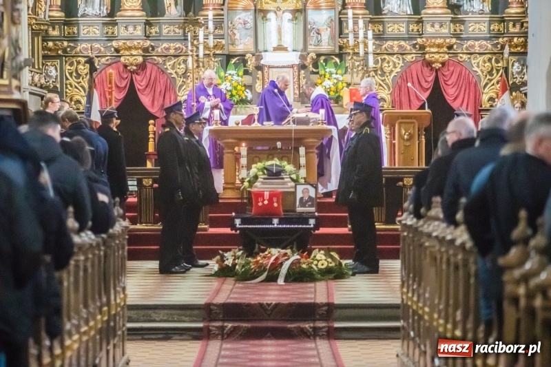 Zdjęcie w galerii na portalu naszraciborz.pl: Do zobaczenia u naszego Pana. Ostatnie pożegnanie śp. ppłk. Zdzisława Drozda wiadomości z regionu