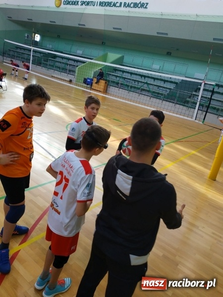 Zdjęcie w galerii na portalu naszraciborz.pl: Siatkarski maraton w Arenie Rafako. Ekipa z Kędzierzyna-Koźla triumfuje  wiadomości z regionu