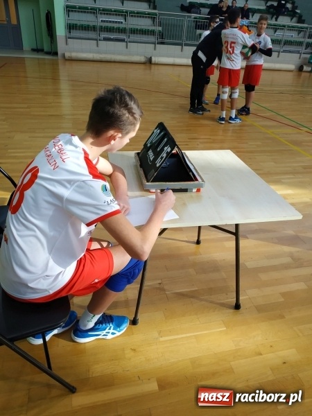 Zdjęcie w galerii na portalu naszraciborz.pl: Siatkarski maraton w Arenie Rafako. Ekipa z Kędzierzyna-Koźla triumfuje  wiadomości z regionu