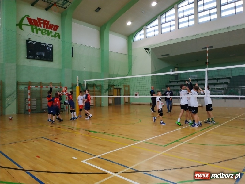 Zdjęcie w galerii na portalu naszraciborz.pl: Siatkarski maraton w Arenie Rafako. Ekipa z Kędzierzyna-Koźla triumfuje  wiadomości z regionu
