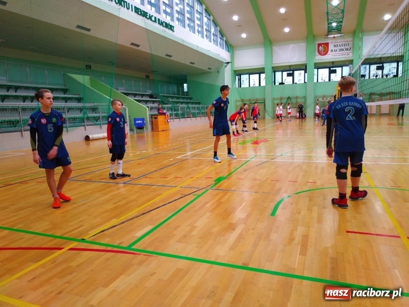 Zdjęcie w galerii na portalu naszraciborz.pl: Siatkarski maraton w Arenie Rafako. Ekipa z Kędzierzyna-Koźla triumfuje  wiadomości z regionu