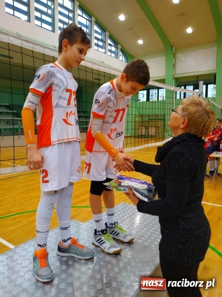 Zdjęcie w galerii na portalu naszraciborz.pl: Siatkarski maraton w Arenie Rafako. Ekipa z Kędzierzyna-Koźla triumfuje  wiadomości z regionu