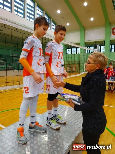 Zdjęcie w galerii na portalu naszraciborz.pl: Siatkarski maraton w Arenie Rafako. Ekipa z Kędzierzyna-Koźla triumfuje  wiadomości z regionu