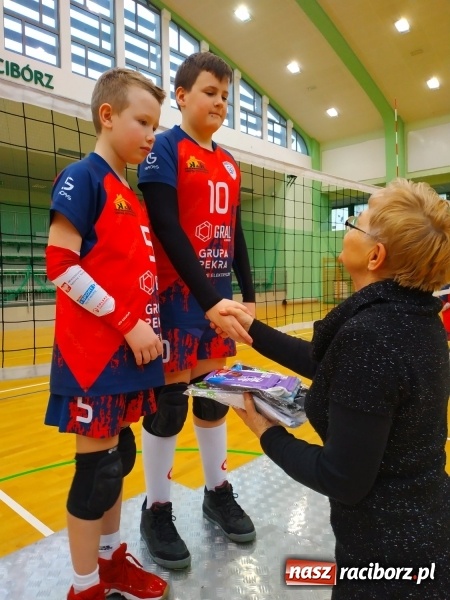 Zdjęcie w galerii na portalu naszraciborz.pl: Siatkarski maraton w Arenie Rafako. Ekipa z Kędzierzyna-Koźla triumfuje  wiadomości z regionu
