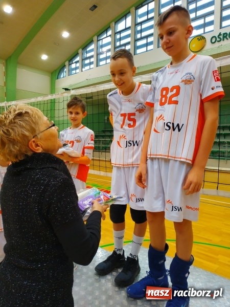 Zdjęcie w galerii na portalu naszraciborz.pl: Siatkarski maraton w Arenie Rafako. Ekipa z Kędzierzyna-Koźla triumfuje  wiadomości z regionu