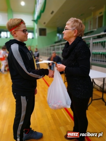 Zdjęcie w galerii na portalu naszraciborz.pl: Siatkarski maraton w Arenie Rafako. Ekipa z Kędzierzyna-Koźla triumfuje  wiadomości z regionu