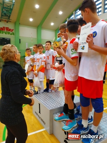 Zdjęcie w galerii na portalu naszraciborz.pl: Siatkarski maraton w Arenie Rafako. Ekipa z Kędzierzyna-Koźla triumfuje  wiadomości z regionu