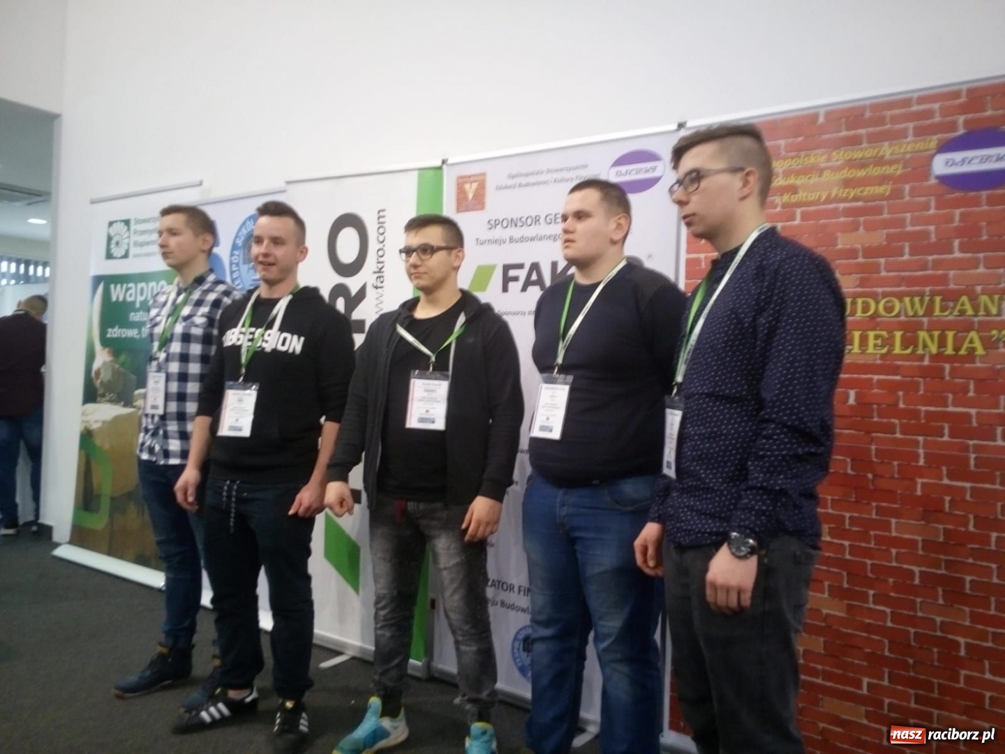 Zdjęcie w galerii na portalu naszraciborz.pl: Sławek Utrata najlepszym murarzem Turnieju Złota Kielnia w Poznaniu  wiadomości z regionu