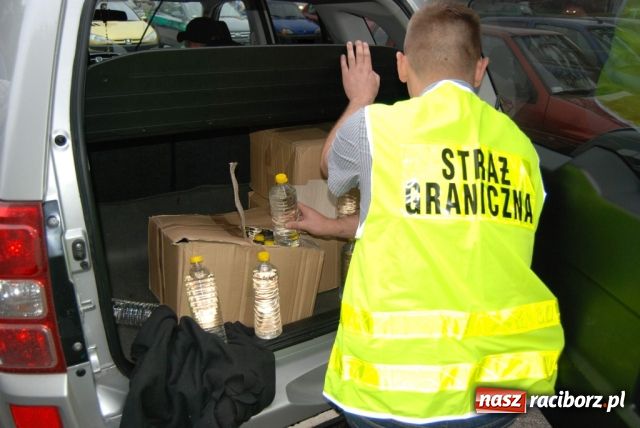 Zdjęcie w galerii na portalu naszraciborz.pl: 90 litrów nielegalnego alkoholu wiadomości z regionu