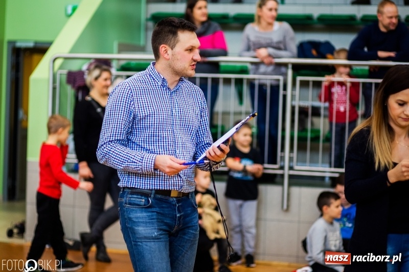 Zdjęcie w galerii na portalu naszraciborz.pl: Mistrzostwa Raciborza Aut Zdalnie Sterowanych oraz zawody na Twistcar w Arenie Rafako wiadomości z regionu