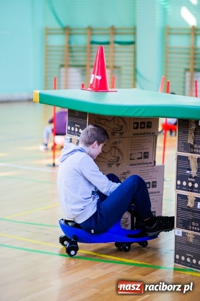 Zdjęcie w galerii na portalu naszraciborz.pl: Mistrzostwa Raciborza Aut Zdalnie Sterowanych oraz zawody na Twistcar w Arenie Rafako wiadomości z regionu