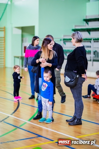 Zdjęcie w galerii na portalu naszraciborz.pl: Mistrzostwa Raciborza Aut Zdalnie Sterowanych oraz zawody na Twistcar w Arenie Rafako wiadomości z regionu