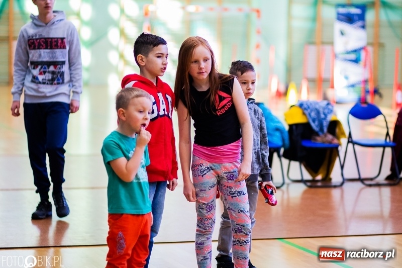 Zdjęcie w galerii na portalu naszraciborz.pl: Mistrzostwa Raciborza Aut Zdalnie Sterowanych oraz zawody na Twistcar w Arenie Rafako wiadomości z regionu