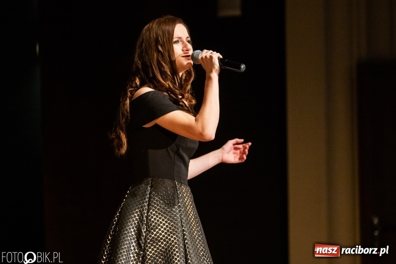 Zdjęcie w galerii na portalu naszraciborz.pl: Koncert noworoczny gwiazd niemieckiej sceny muzycznej w RCK wiadomości z regionu