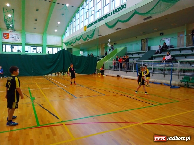 Zdjęcie w galerii na portalu naszraciborz.pl: Turniej piłki nożnej dla najmłodszych w ramach akcji Zima w Mieście wiadomości z regionu