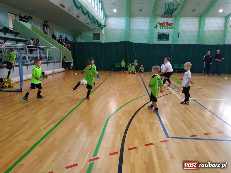 Zdjęcie w galerii na portalu naszraciborz.pl: Turniej piłki nożnej dla najmłodszych w ramach akcji Zima w Mieście wiadomości z regionu