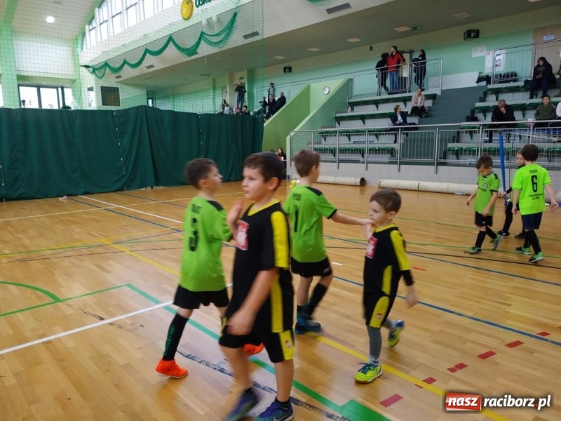 Zdjęcie w galerii na portalu naszraciborz.pl: Turniej piłki nożnej dla najmłodszych w ramach akcji Zima w Mieście wiadomości z regionu