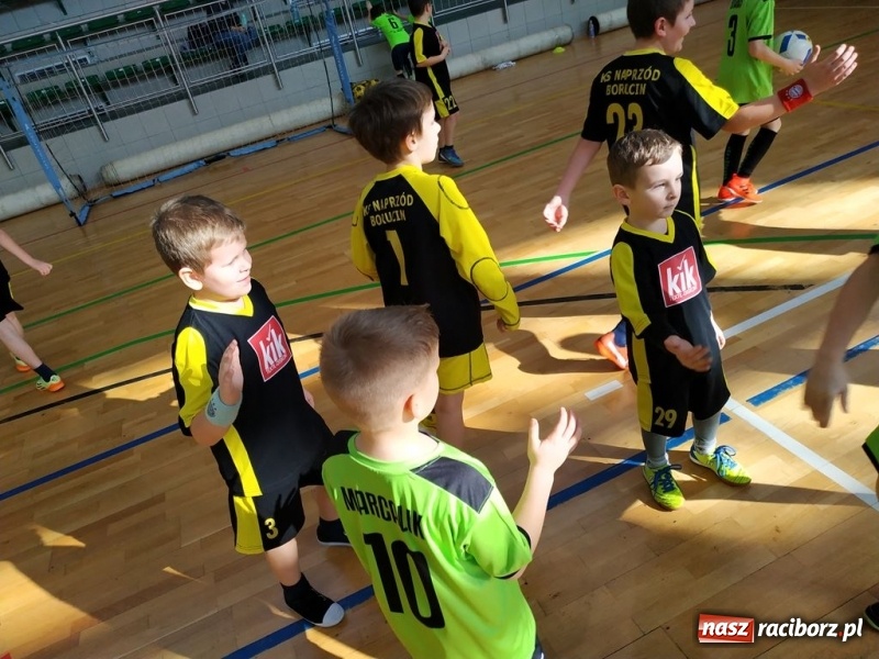 Zdjęcie w galerii na portalu naszraciborz.pl: Turniej piłki nożnej dla najmłodszych w ramach akcji Zima w Mieście wiadomości z regionu