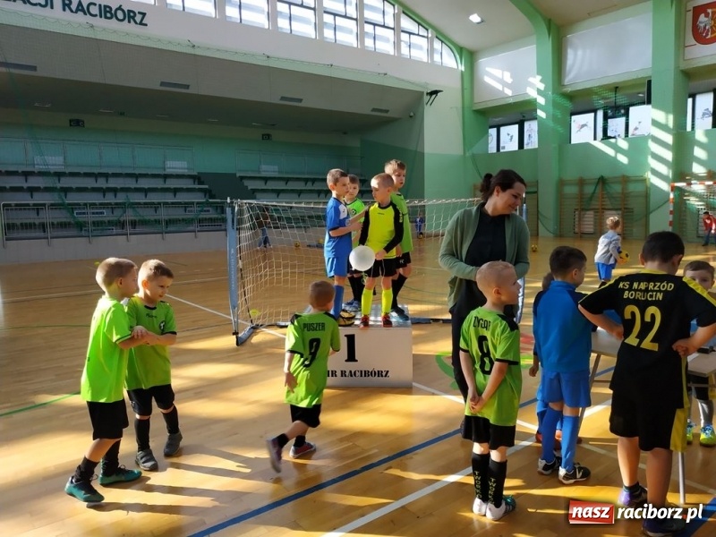 Zdjęcie w galerii na portalu naszraciborz.pl: Turniej piłki nożnej dla najmłodszych w ramach akcji Zima w Mieście wiadomości z regionu