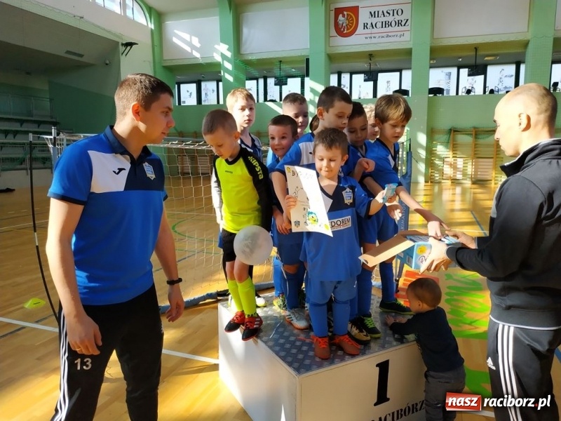 Zdjęcie w galerii na portalu naszraciborz.pl: Turniej piłki nożnej dla najmłodszych w ramach akcji Zima w Mieście wiadomości z regionu