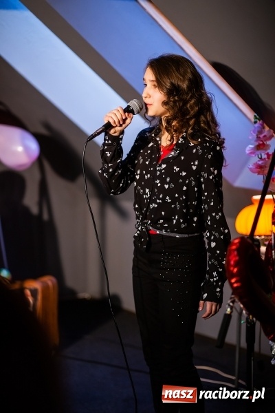 Zdjęcie w galerii na portalu naszraciborz.pl: Koncert Walentynkowy w Studiu ARS w Pietraszynie wiadomości z regionu