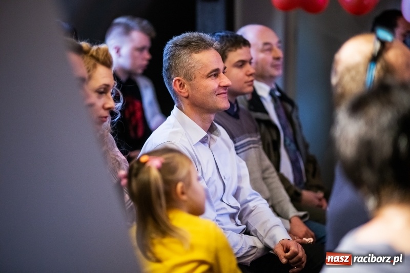 Zdjęcie w galerii na portalu naszraciborz.pl: Koncert Walentynkowy w Studiu ARS w Pietraszynie wiadomości z regionu