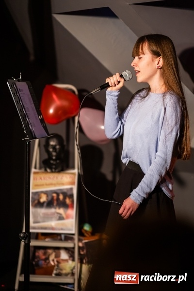 Zdjęcie w galerii na portalu naszraciborz.pl: Koncert Walentynkowy w Studiu ARS w Pietraszynie wiadomości z regionu