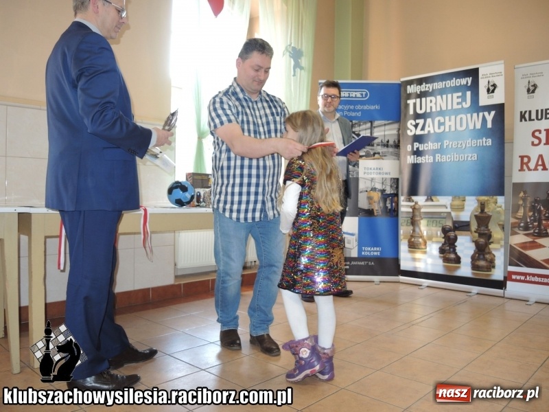Zdjęcie w galerii na portalu naszraciborz.pl: Rekordowy turniej szachowy o Puchar Prezydenta za nami wiadomości z regionu