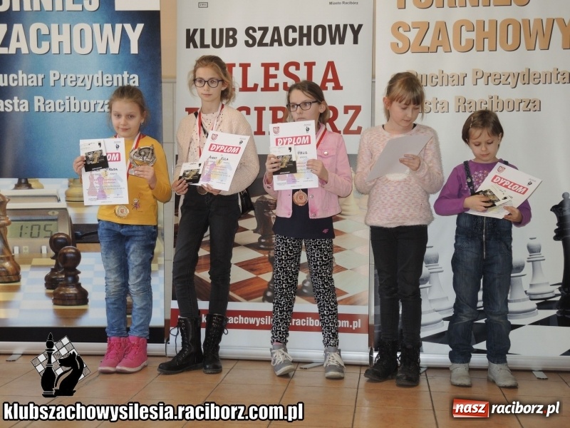 Zdjęcie w galerii na portalu naszraciborz.pl: Rekordowy turniej szachowy o Puchar Prezydenta za nami wiadomości z regionu