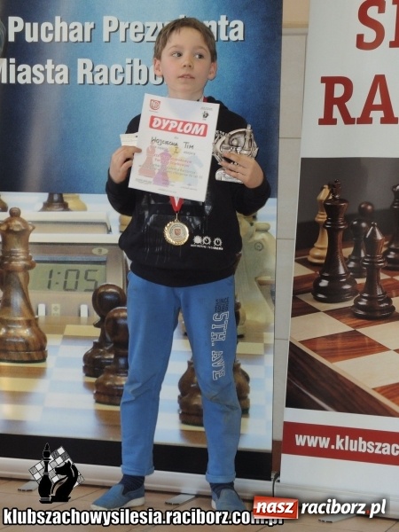 Zdjęcie w galerii na portalu naszraciborz.pl: Rekordowy turniej szachowy o Puchar Prezydenta za nami wiadomości z regionu