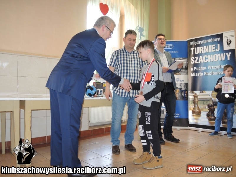 Zdjęcie w galerii na portalu naszraciborz.pl: Rekordowy turniej szachowy o Puchar Prezydenta za nami wiadomości z regionu